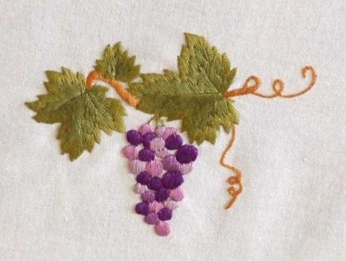 Grapes Satin Stitch Pattern - finished grape cluster embroidery