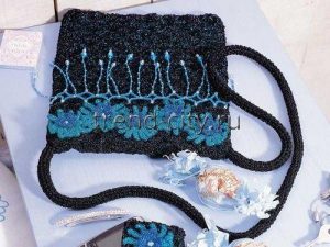 Сумка крючком, расшитая бисером Сумка крючком, расшитая бисером