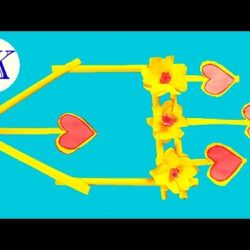 ВИДЕО: Как сделать бумажные цветы на стене?